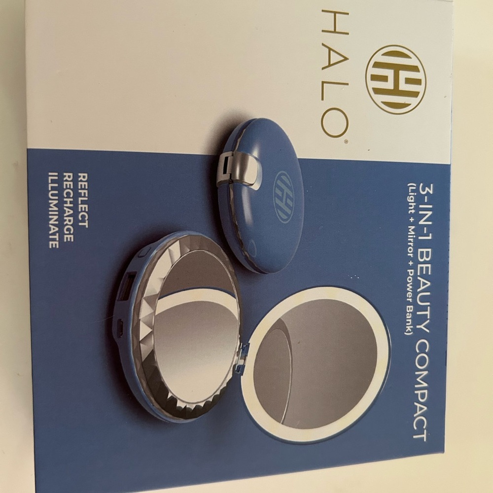 Halo Blue 3-in-1 Beauty Compact